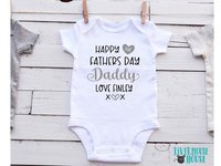 Happy first fathers day Daddy baby bodysuit. A custom personalised gift for Dad with love xo