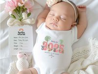 Born in 2025 welcome to the world personalised baby bodysuit, Going home outfit, custom pregnancy announcement, Newborn Aussie photo reveal