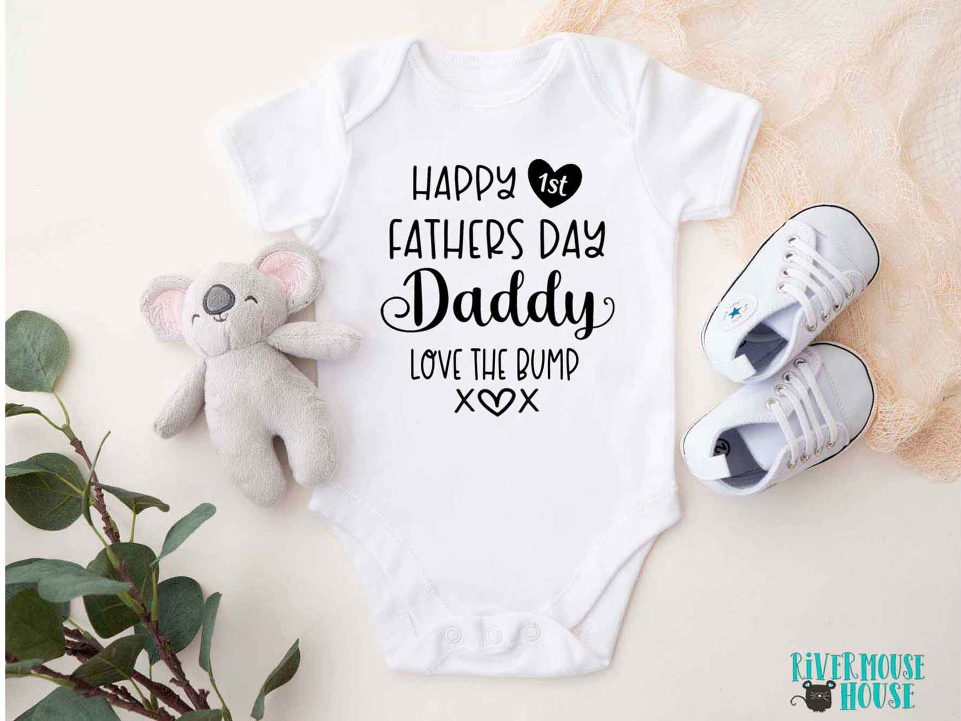 Happy first fathers day Daddy baby bodysuit. A custom personalised gift for Dad with love xo