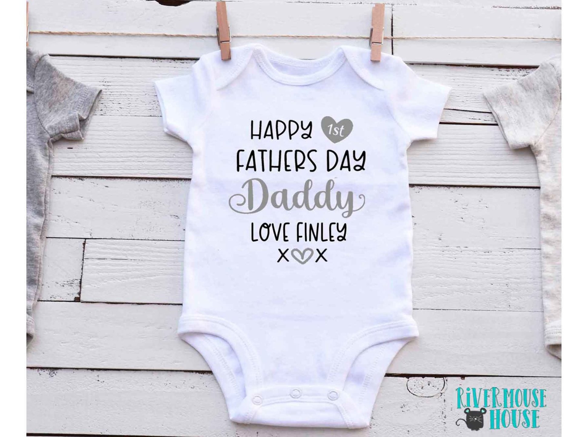 Happy first fathers day Daddy baby bodysuit. A custom personalised gift for Dad with love xo
