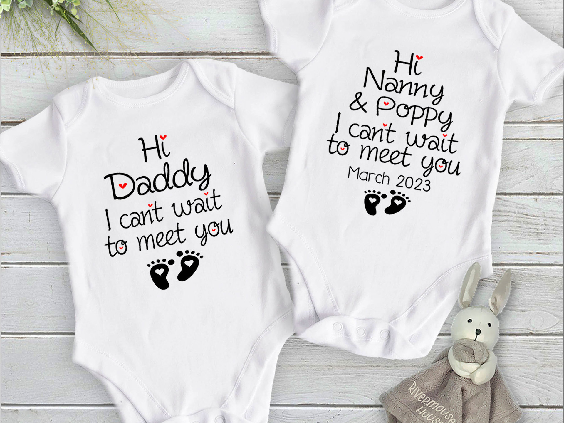 Hi I can't wait to meet you baby pregnancy announcement onesie, personalised to suit your family & friends
